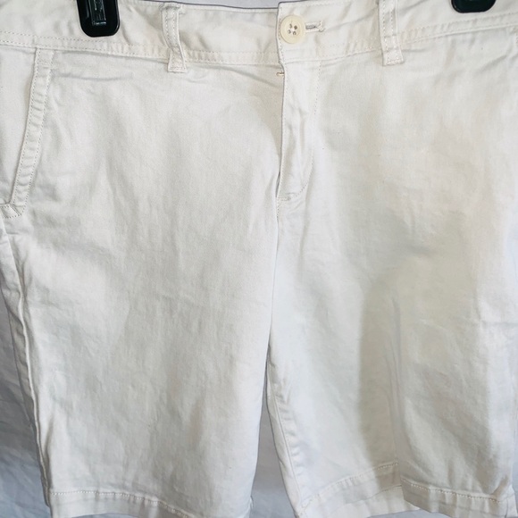 Shorts - Picture 1 of 5